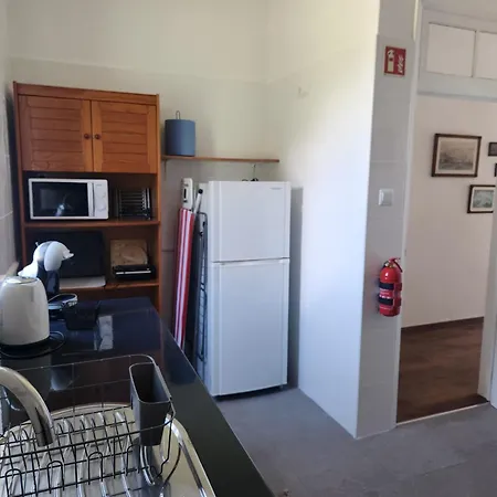 Oscar House Free Parking