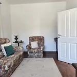Oscar House Free Parking Дом отдыха *
