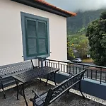 Дом отдыха Oscar House Free Parking *