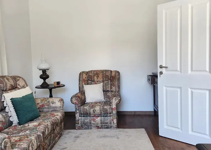 Oscar House Free Parking Дом отдыха *