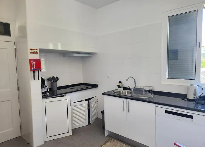 Oscar House Free Parking